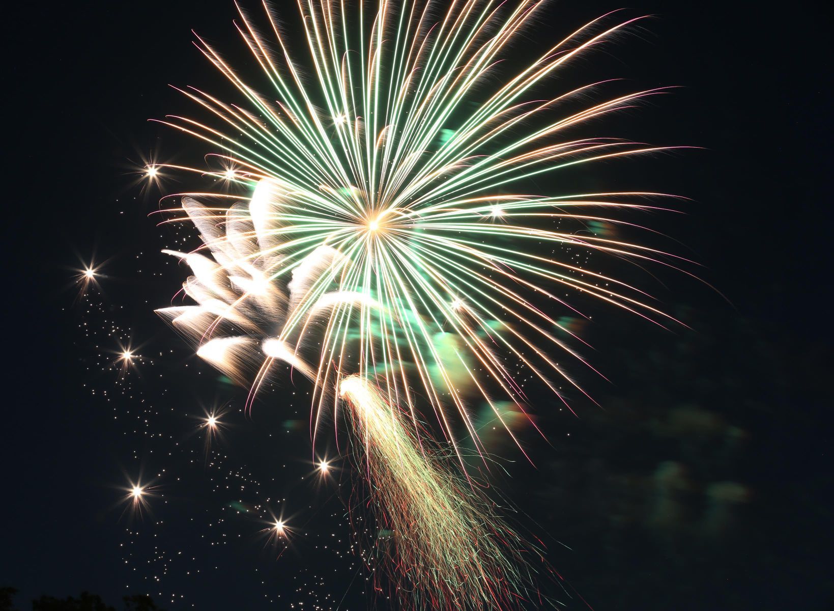 Thursday, July 4: Lake Eufaula Fireworks Spectacular